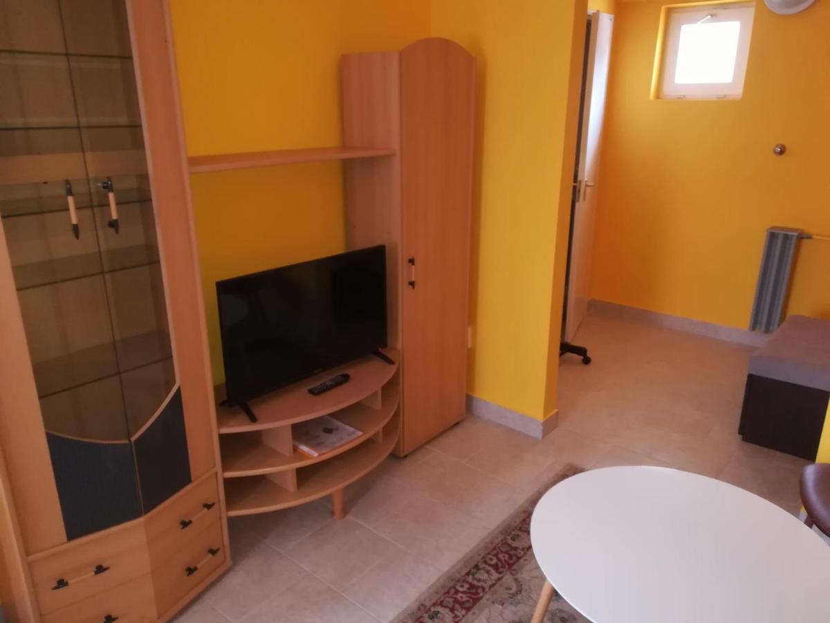 Tarr-Timea Apartmanok Keszthely Exteriör bild